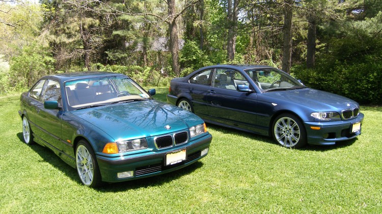 (Image: BMW 328is and 330ci Together)