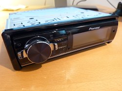 (Image: Front of Pioneer DEH-80PRS)