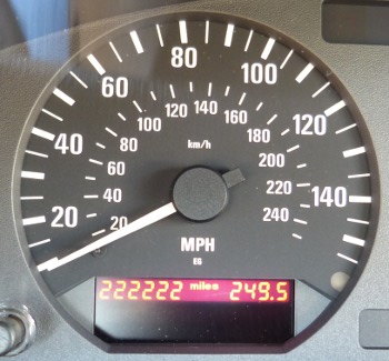 (Image: odometer at 200000 miles and counting!)