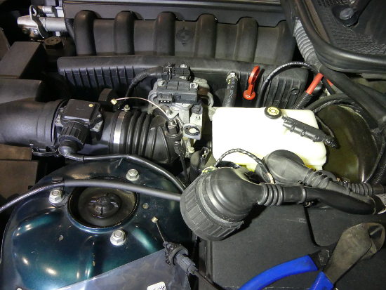 (Image: New ASC throttle body actuator cable install)