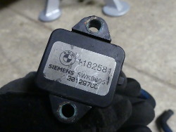 (Image: Closeup of the original pressure sensor)