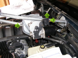 (Image: Location of wiper motor assembly power connector and technique for removal)