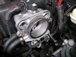 (Image: Closeup of main throttle body with ASC throttle body removed)