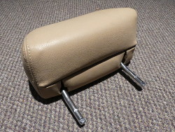 (Image: Front and bottom of rear headrest)