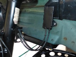(Image: Front left sensor junction box stud replaced with a screw)