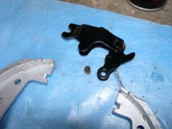 (Image: Closeup of the parking brake expander)