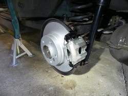 (Image: Glamour shot of left rear side brakes installed)
