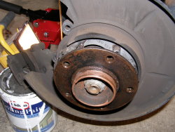 (Image: E36 rear hub after rotor removed)
