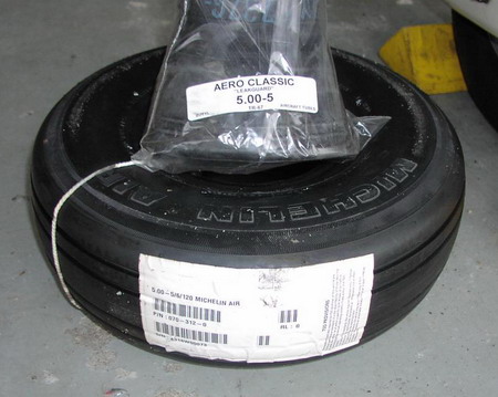 (Image: Michelin Air 500-5 with Leakguard Tube)