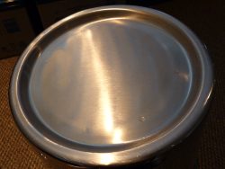 (Image: Reinforced bottom of 304 stainless bucket)