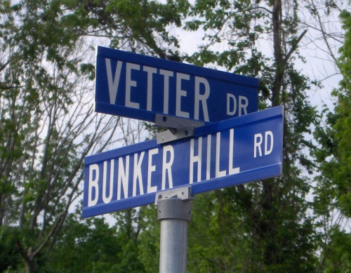 (Image: Picture of street sign Vetter Drive)