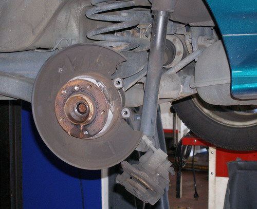 (Image: Wheel Partially Disassembled)