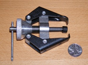 (Image: Wiper Arm / Battery Terminal Puller)