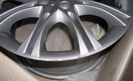 (Image: Curbed Right Rear Rim)