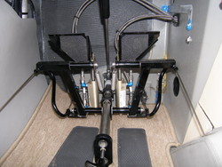 da42_adjustable_pedals.jpg