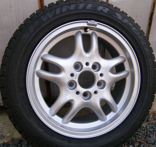 (Image: Refurbished style 30 wheel remounted on Dunlop Winter Sport M3)