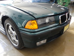 (Image: Glamour shot of passenger headlight installed with turn signal