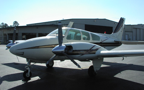 (Image: A nice B55 Baron on the ramp in Kingston, NC)