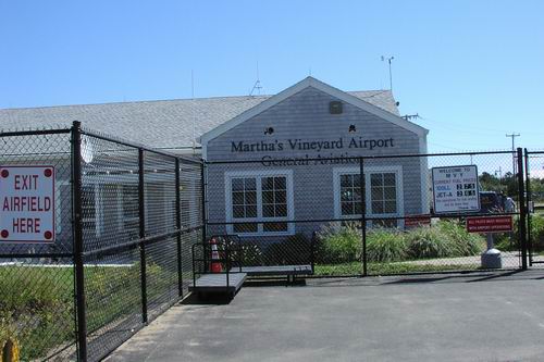 (Image: General Aviation Ramp at MVY)