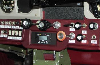 (Image: Closeup of engine controls)