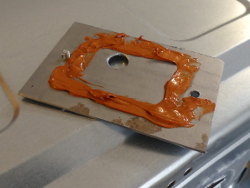 (Image: Adapter plate for heating elements with sealant)