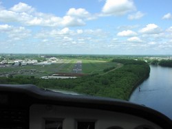 rs_hartford_ct_river_approach2.jpg