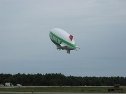 rs_plymouth_fuji_blimp.jpg